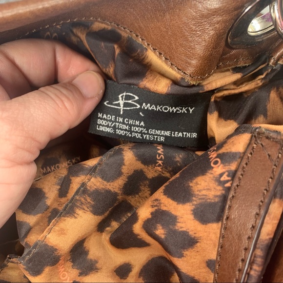 B. Makowsky Brown Super Soft Leather Some Wear - Picture 6 of 12